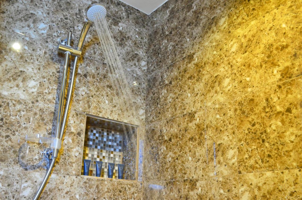 Blaire Executive Suites Manama Exterior photo