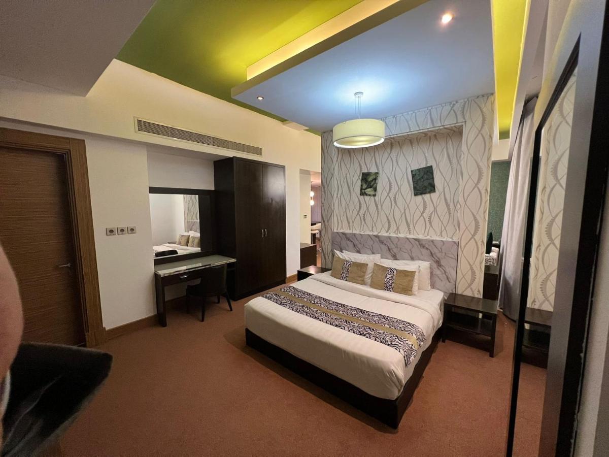 Blaire Executive Suites Manama Exterior photo